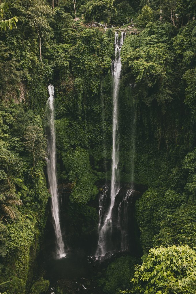 Ternyata Air Terjun Keindahan Indonesia Punya Sisi Lain