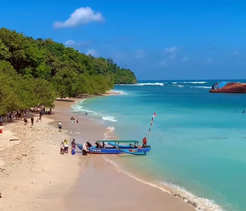 Spot Terbaik di Pantai Pangandaran Dengan Keindahan Alamnya