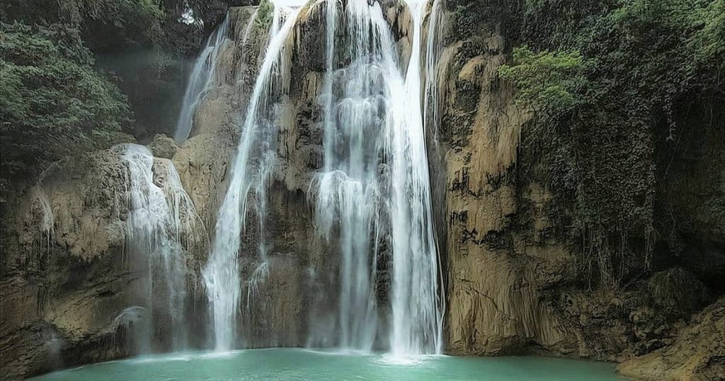 Sudah tahu? Ini 8 Air Terjun Keindahan Indonesia