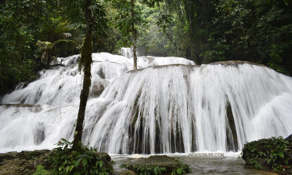 Air Terjun Keindahan Indonesia Dengan Segudang Manfaat