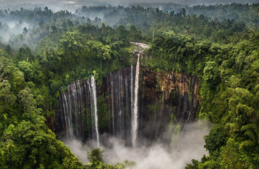 Sudah Tahu Daftar 7 Keindahan Indonesia Air Terjun Terindah