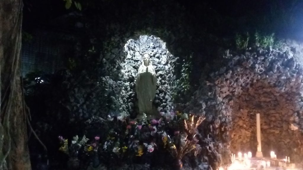 Panduan Explorisasi Gua Maria di Indonesia