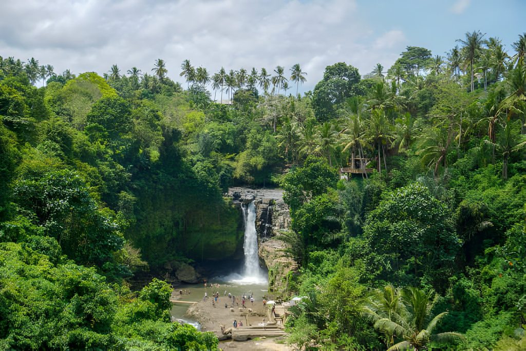 Tempat Liburan Eksotis Destinasi Wisata Air Terjun Indonesia