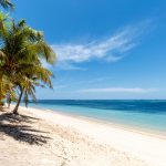 Keindahan Pantai Nemberala Rote dengan Ombak Legendaris