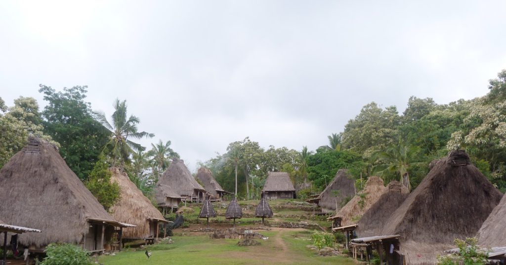 Mengeksplor Keindahan Desa Wisata Belaraghi dan Wae Rebo