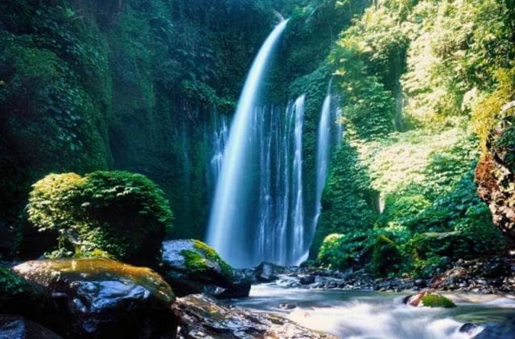 Air Terjun Indah Yang Bisa Ditemukan Di Lombok