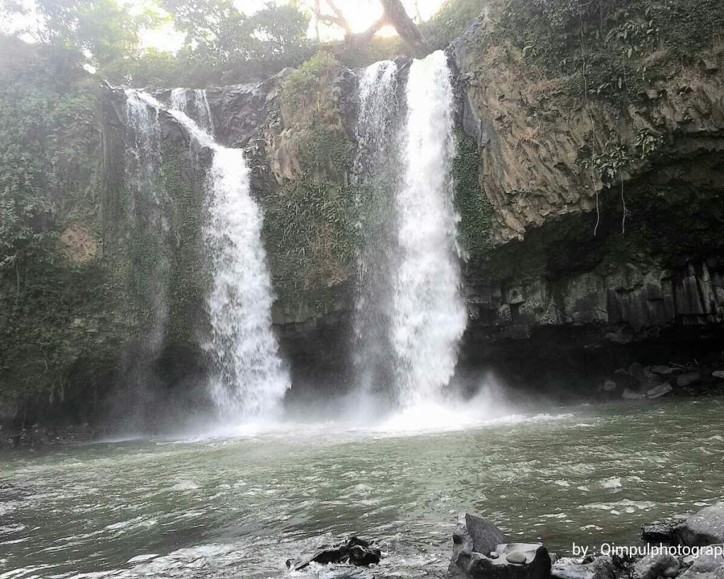 Tertarik Berwisata? Ini Daftar Air Terjun Terindah Dapat Dikunjungi!