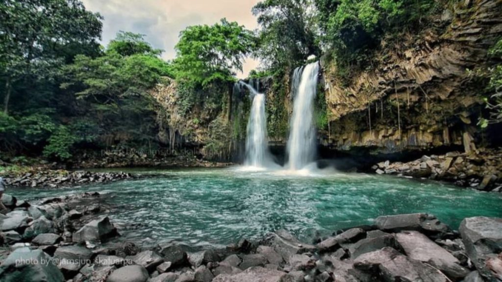 Ketahui Keindahan Eksotis Pulau Jawa, Berikut Daftar Air Terjun Eksotis Yang Bisa Dieksplorasi!