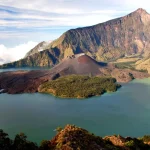 Penasaran Tentang Danau Segara Anak? Yuk Simak Informasi Lengkapnya!