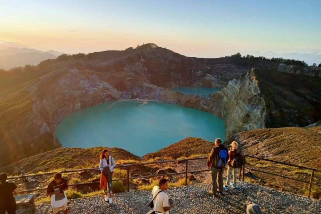 Danau di Indonesia dengan Keindahan Alam Menakjubkan