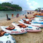 Menjelajah Keindahan Pantai Drini Perpaduan Tebing, Pasir, dan Laut Biru