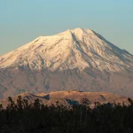 Karakteristik Gunung Ararat – Cuaca, Flora, Fauna, dan Fakta Menarik untuk Wisatawan