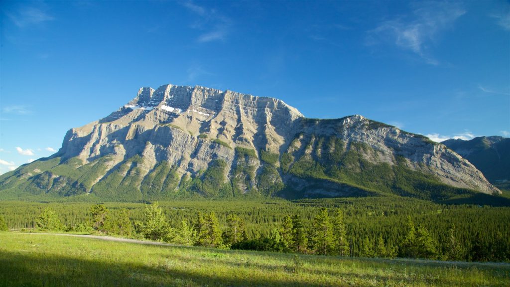 Menyaksikan Keindahan Alam Taman Nasional Banff, Kanada yang Memukau Sepanjang Tahun