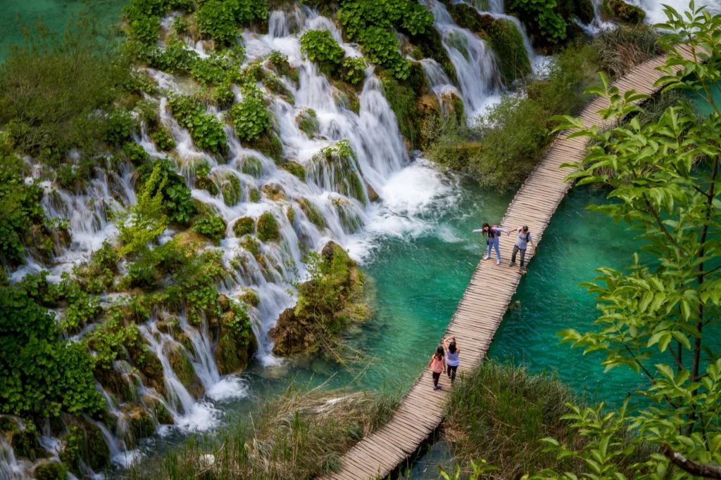 Hal yang Harus Diketahui Sebelum Berkunjung ke Plitvice Lakes National Park, Kroasia