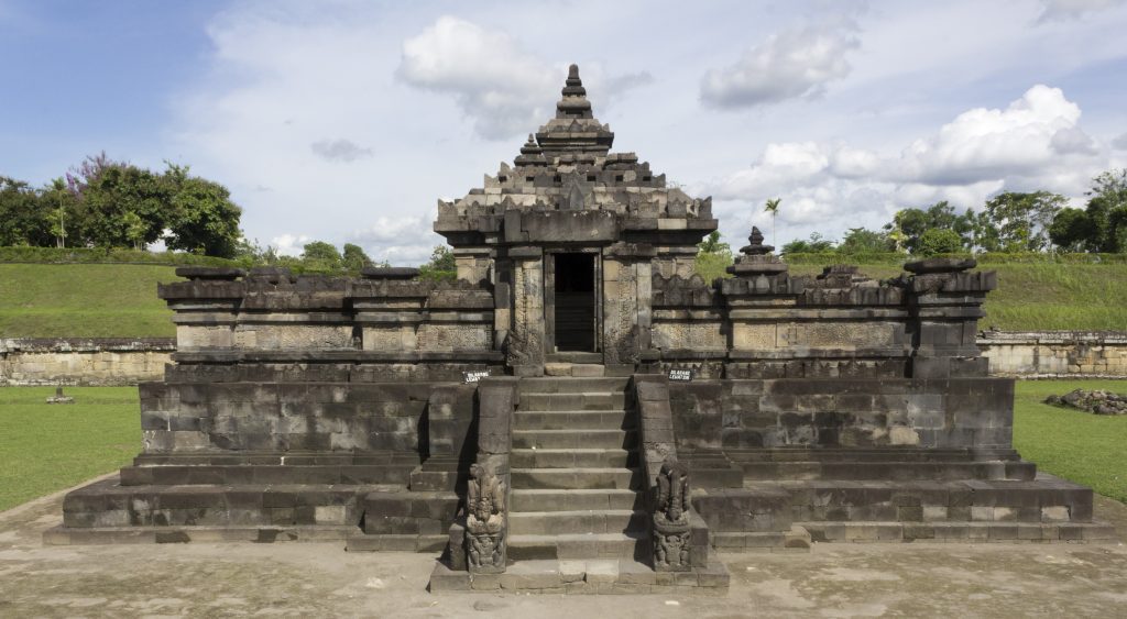 Eksplorasi Candi Sambisari Sleman: Mengungkap Misteri Candi Abad ke-9 yang Tersembunyi di Bawah Tanah
